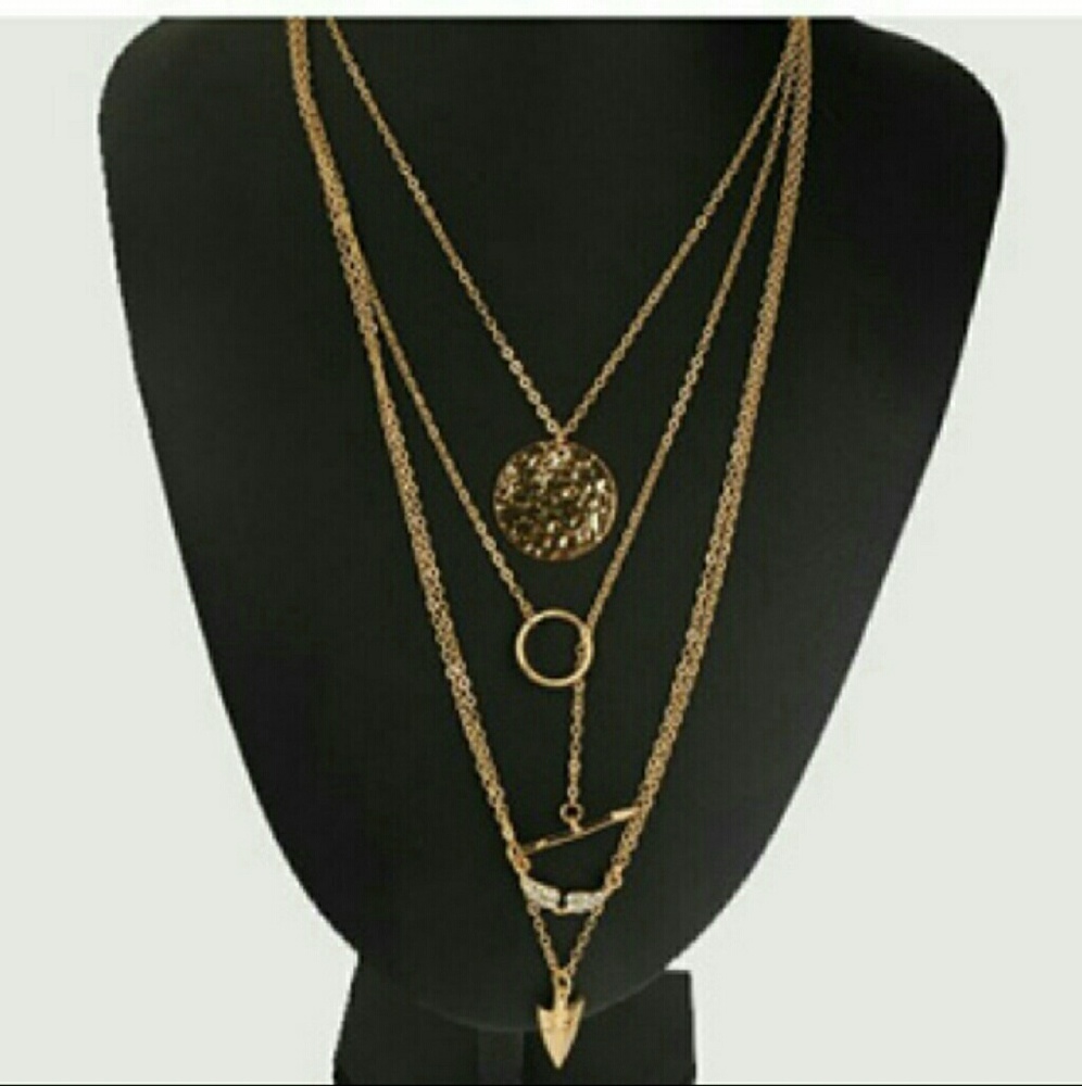 💕4 for $25💕Hot Multilayer Arrow Necklace - Picture 2 of 2